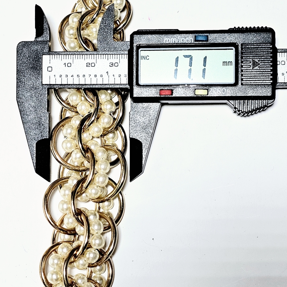 Linked Statement Necklece W Earrings Set Faux Pea… - image 6